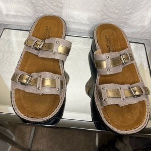 Bronze gold sandal